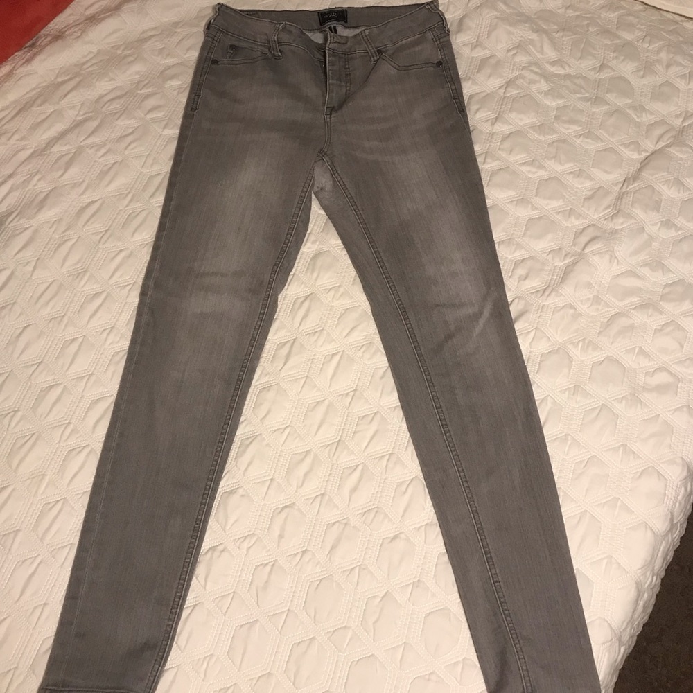 Light wash grey stretch skinny jeans
